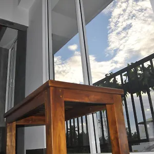 Bed & Breakfast The Canoe, Negombo
